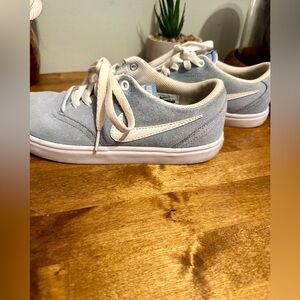 Women’s Nike Suede sneakers. Light blue